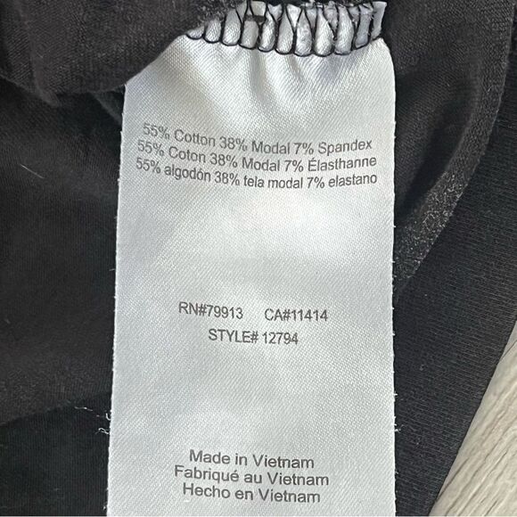 A Pea in the Pod Black & White Polka Dot Short Sleeve Tee Size Small - Picture 5 of 5